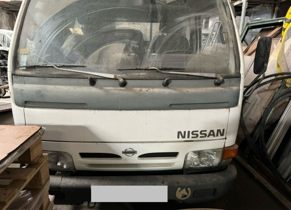 Carrinha de caixa aberta NISSAN Cabstar-E 110cv 6lg