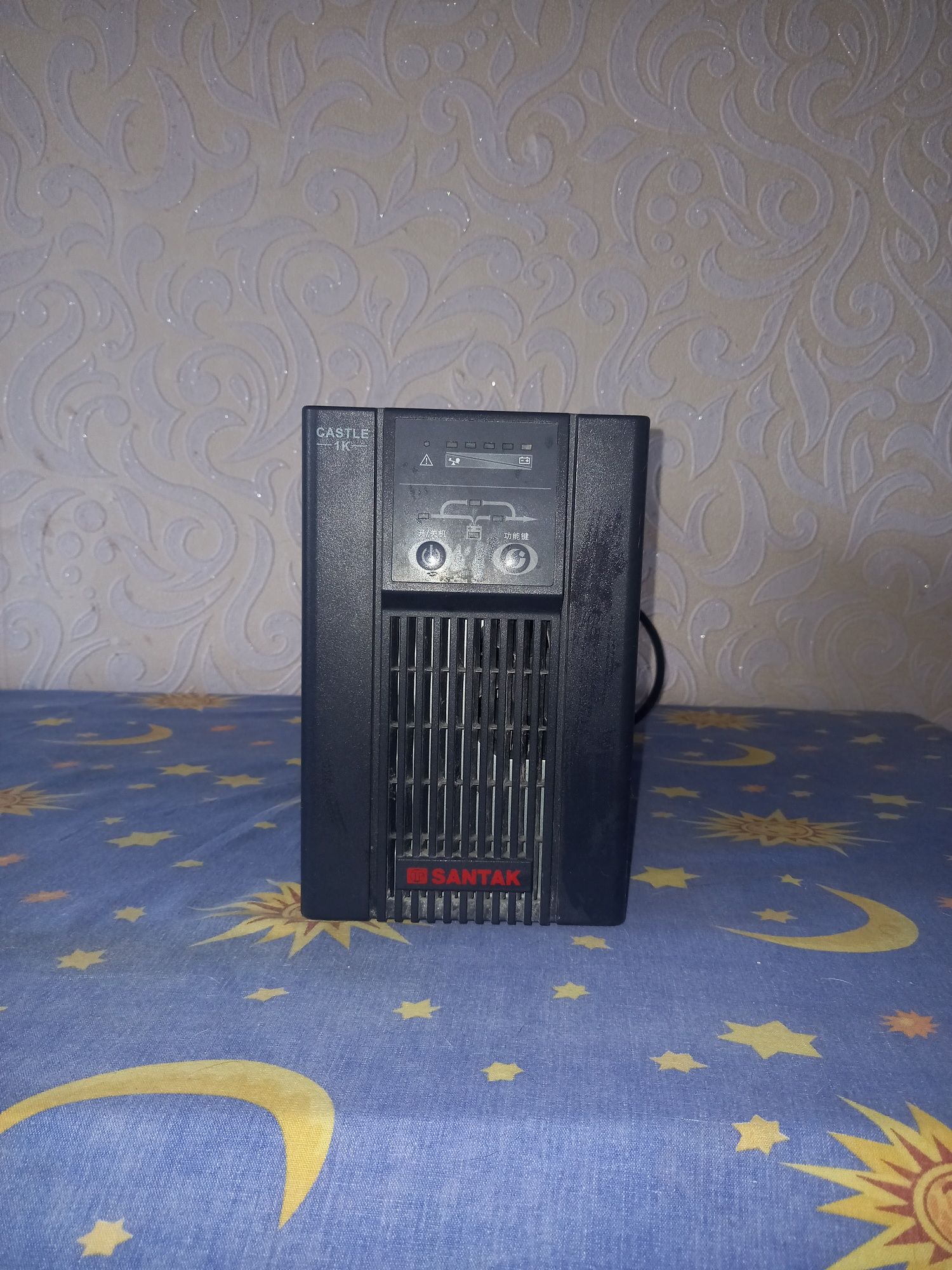 Продам ИБП Merlion Veli 1500/900W) так же есть другие ИБП.