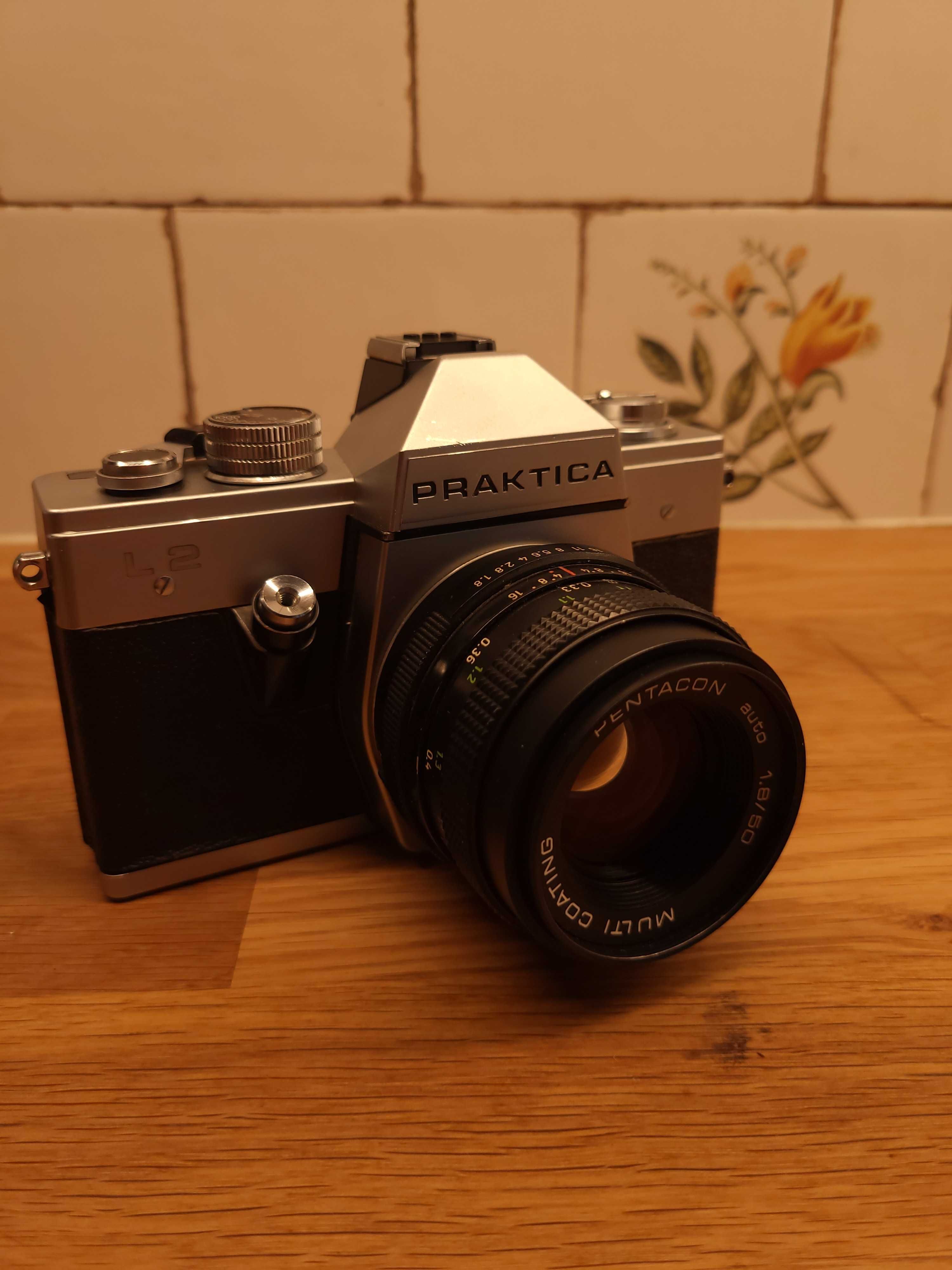 Lustrzanka analogowa Praktica L2 + Pentacon 1.8 + telekonwerter M42