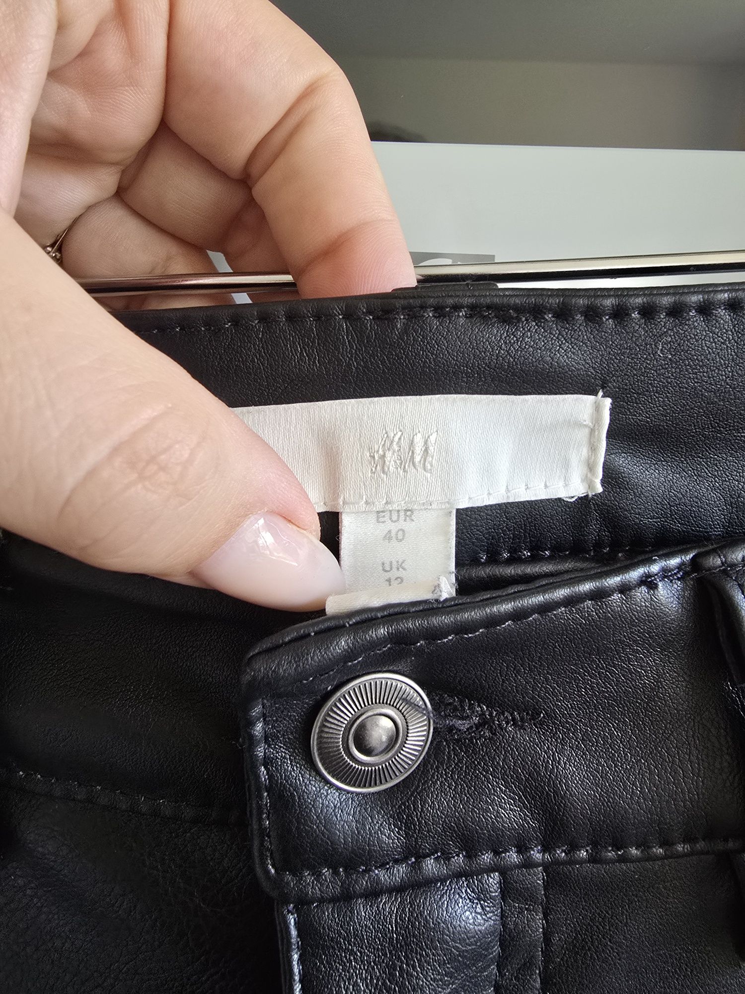 Skórzane spodnie H&M 40 wysoki stan proste