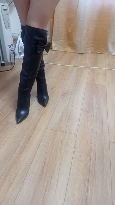 Продам сапоги модние,стильние,бомбезние