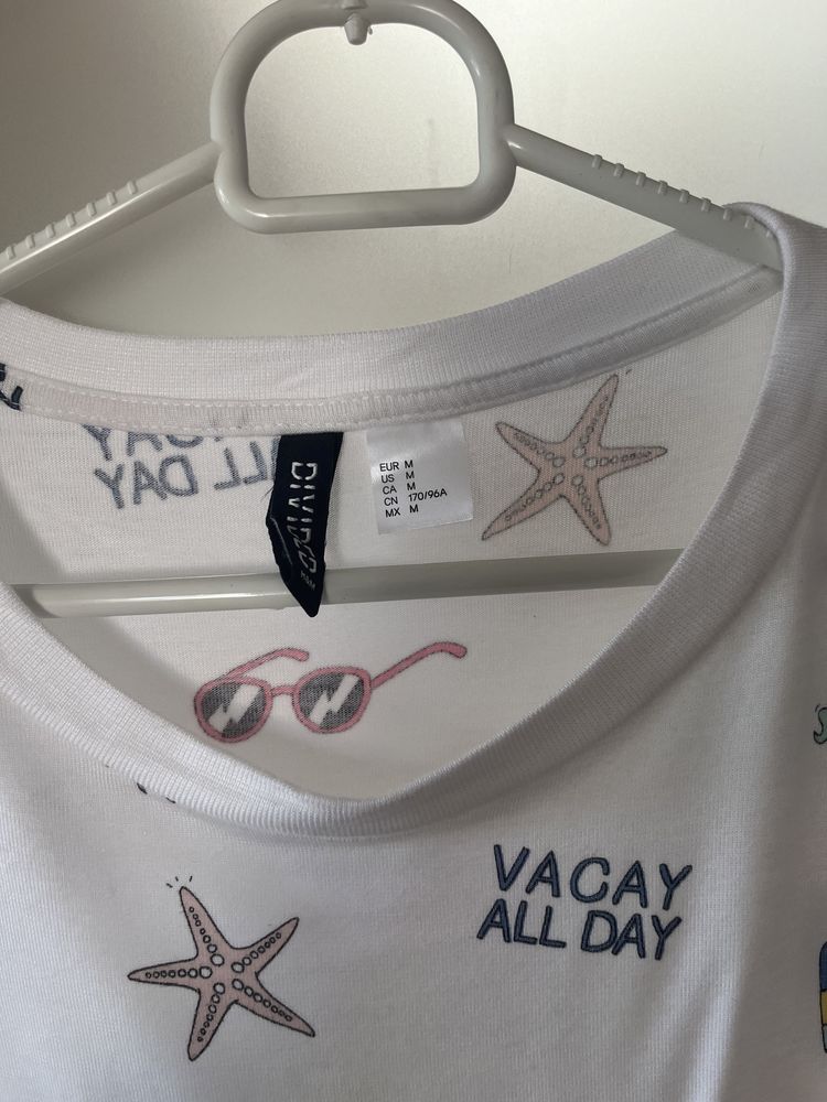 Biała koszulka z kolorowymi nadrukami H&M