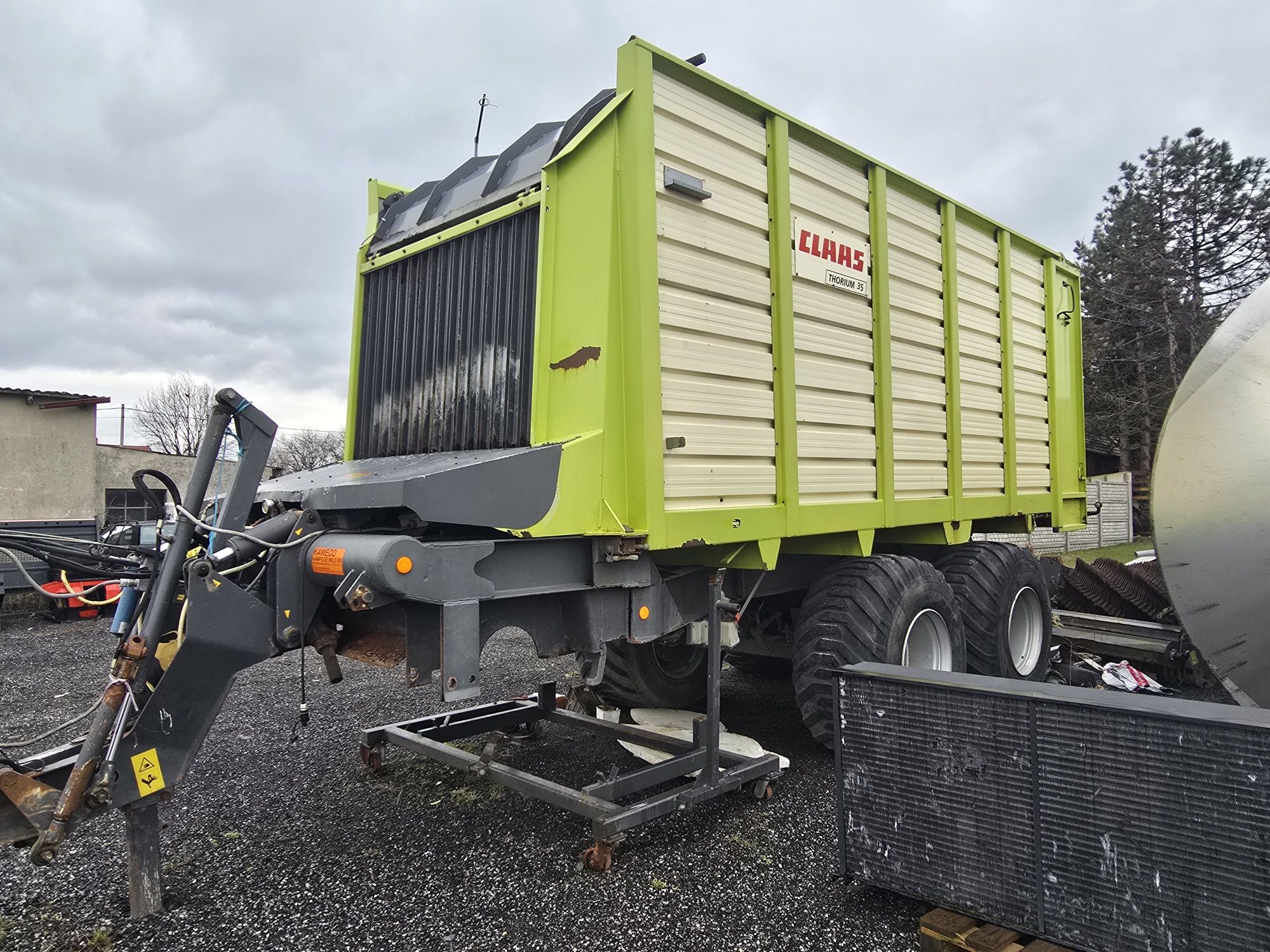 Przyczepa samozbierająca Kaweco Thorium 35m³ model pottinger