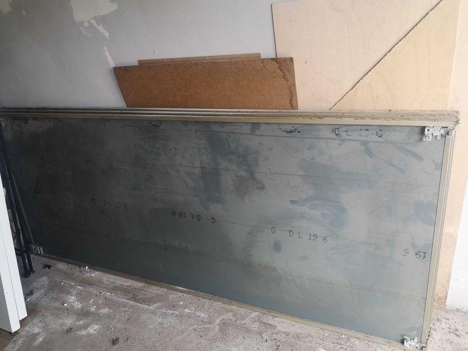 Drzwi do szafy przesuwnej z lustrem 3szt.