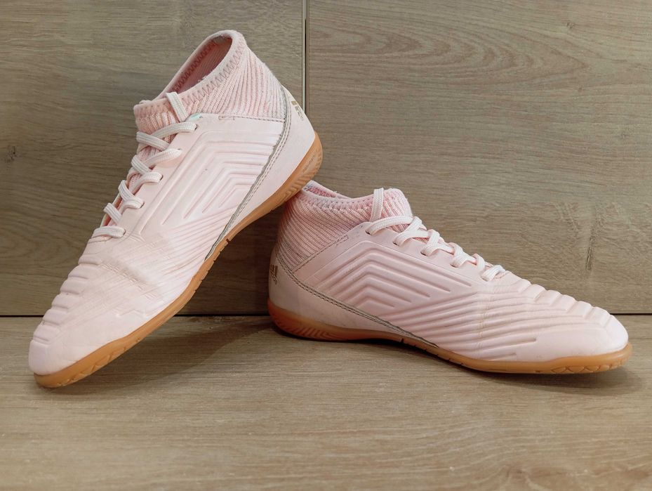 ADIDAS JR PREDATOR TANGO 18.3 IN Buty Sportowe Halówki Dziecięce R. 32