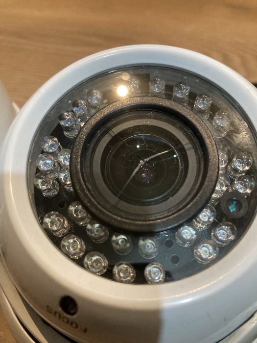 Monitoring Kamery Rejestrator 1TB Internet HDMI VGA