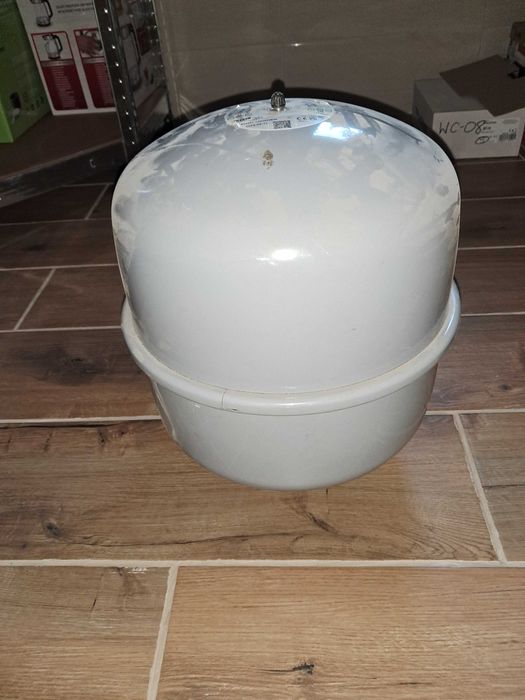 Naczynie zbiornik wyrównawczy,  18l prawie nowy