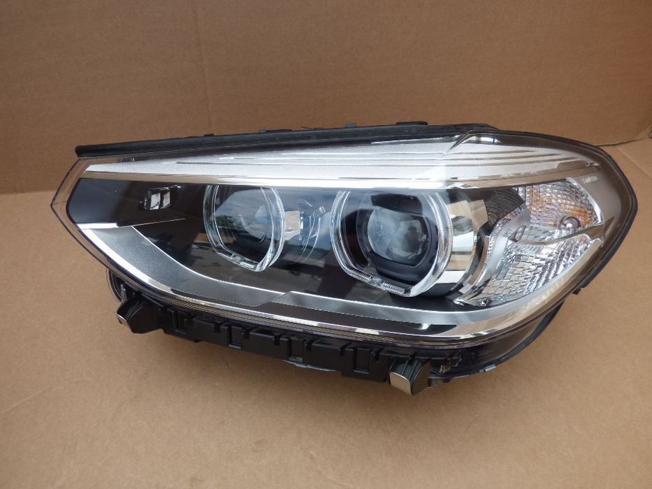 BMW G01 X3 LAMPY PRZÓD LED  LEWA