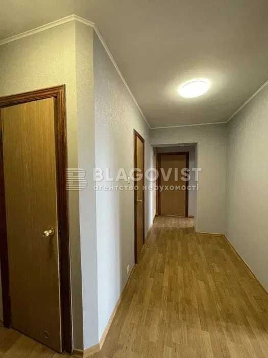 Продаж Антоновича 103-А, 3-к. кв ,70м.кв, Олімпійська м.Палац Україна