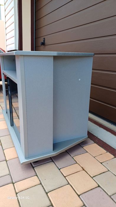 Продам тумбу під телевізор