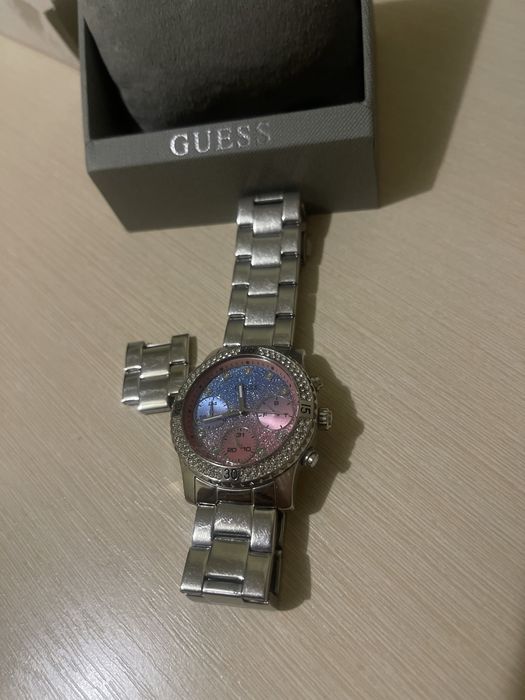 Годинник наручний Guess