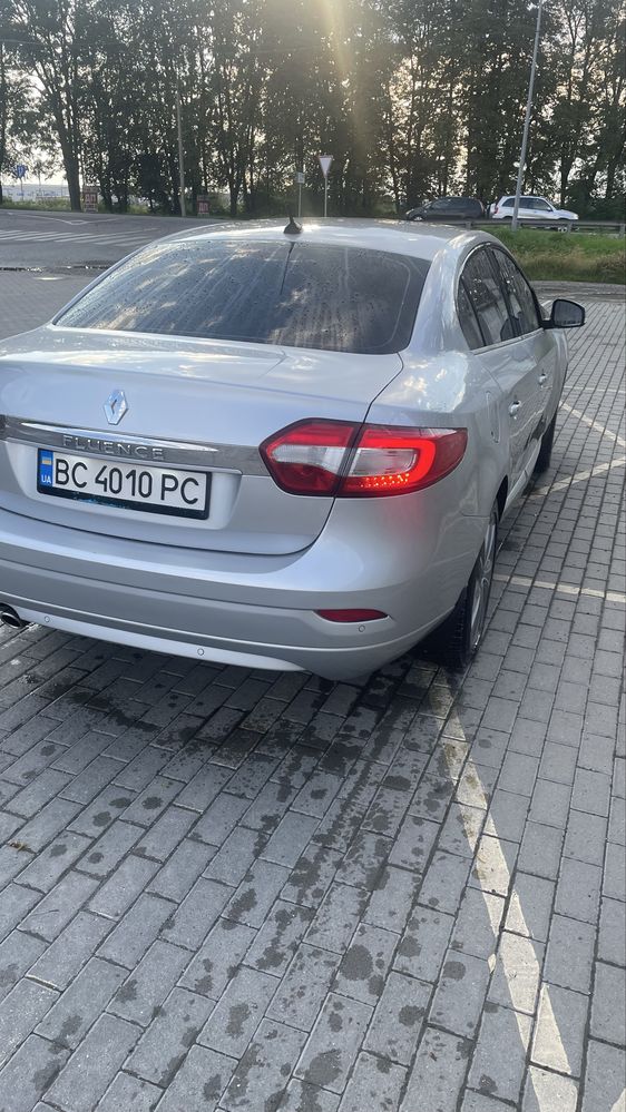 Авто в чудовому стані