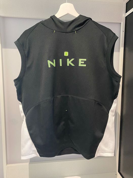 Colete Nike tamanho XL Criança