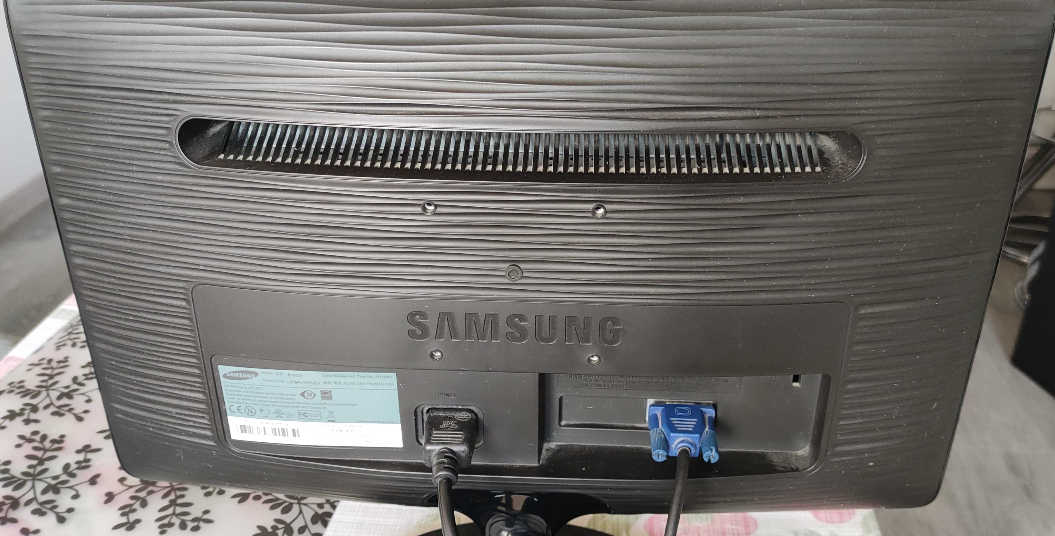 Monitor Samsung LS19PUYKFUEN