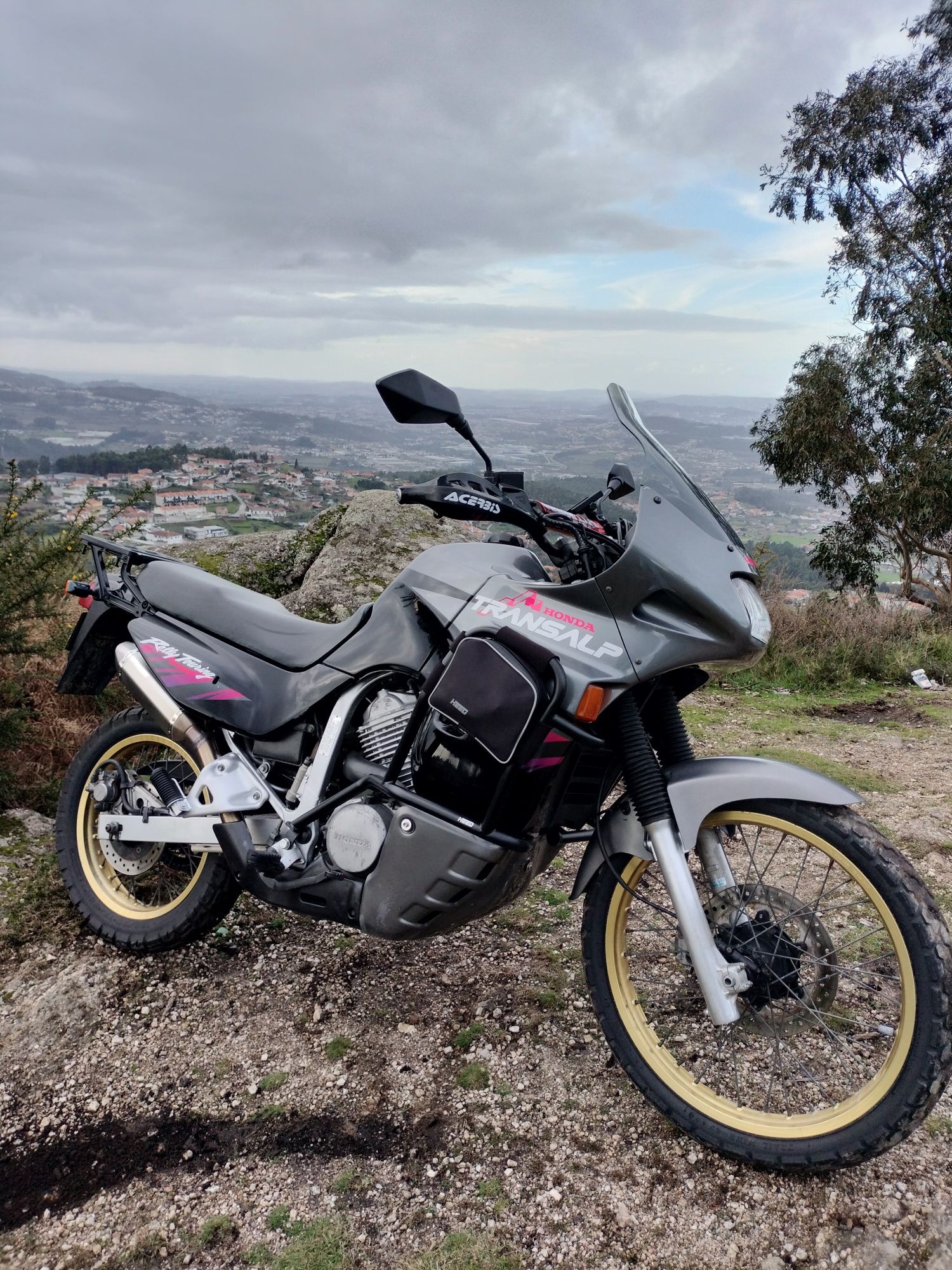 Honda Transalp 600v Rally Touring 1995