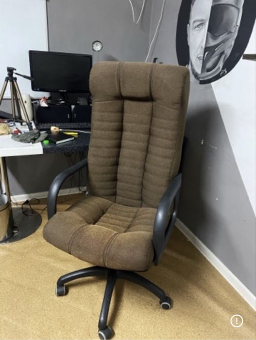 Срочно Продам офисное кресло,компьютерное,ортопедическое,геймерское