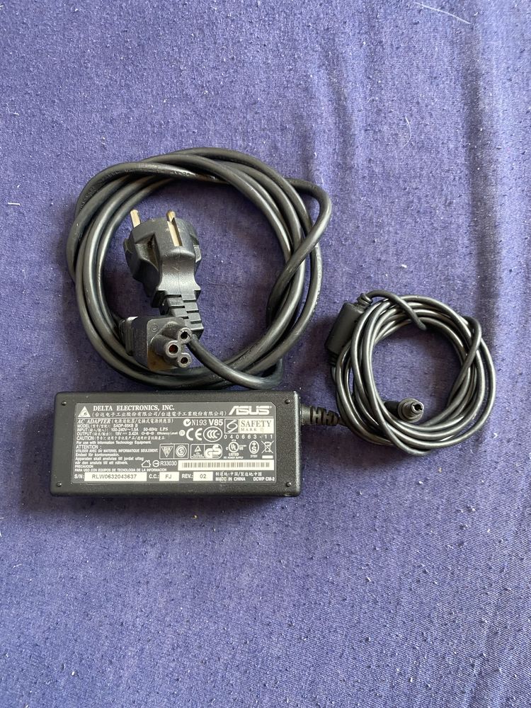zasilacz sieciowy (AC Adapter) marki ASUS 19V 3,42A