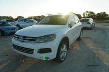 Фольцваген Туарег 2 / VW Touareg 2 шрот б/у USA розборка (двигун, КПП)