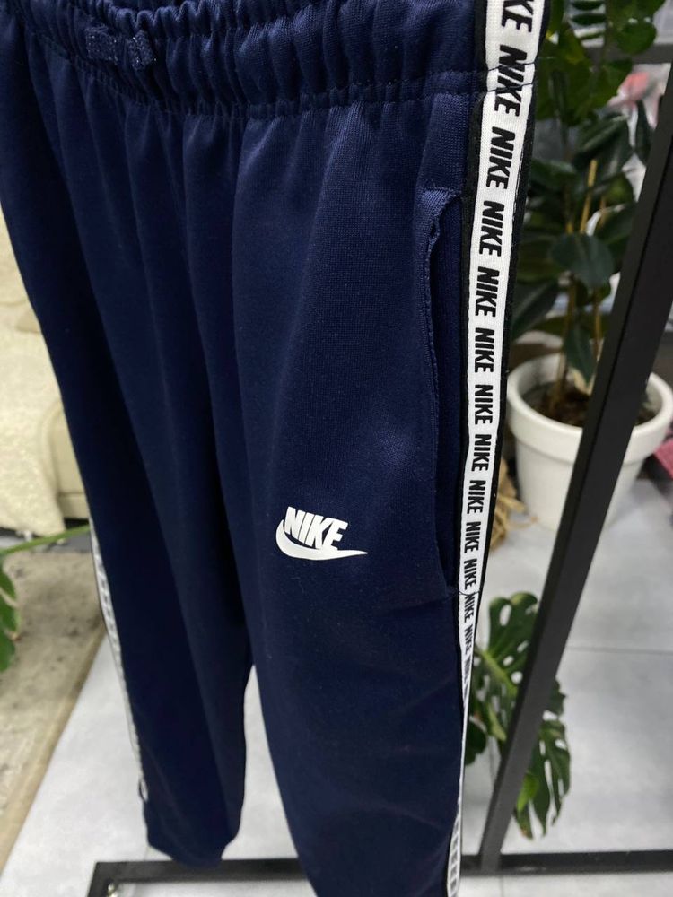 Спортивки чоловічі Nike S