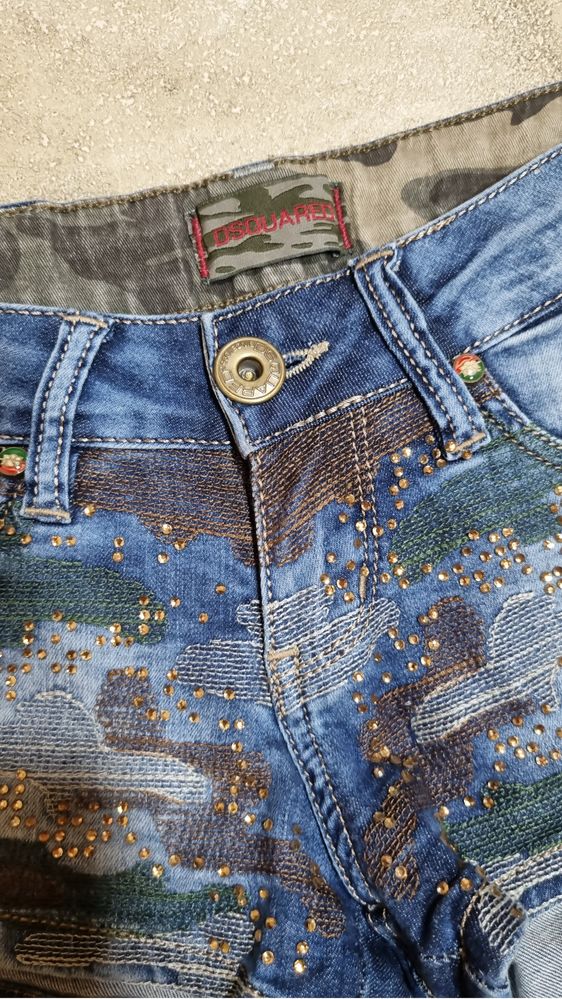 DSQUARED Джинсовые шорты женские S размер