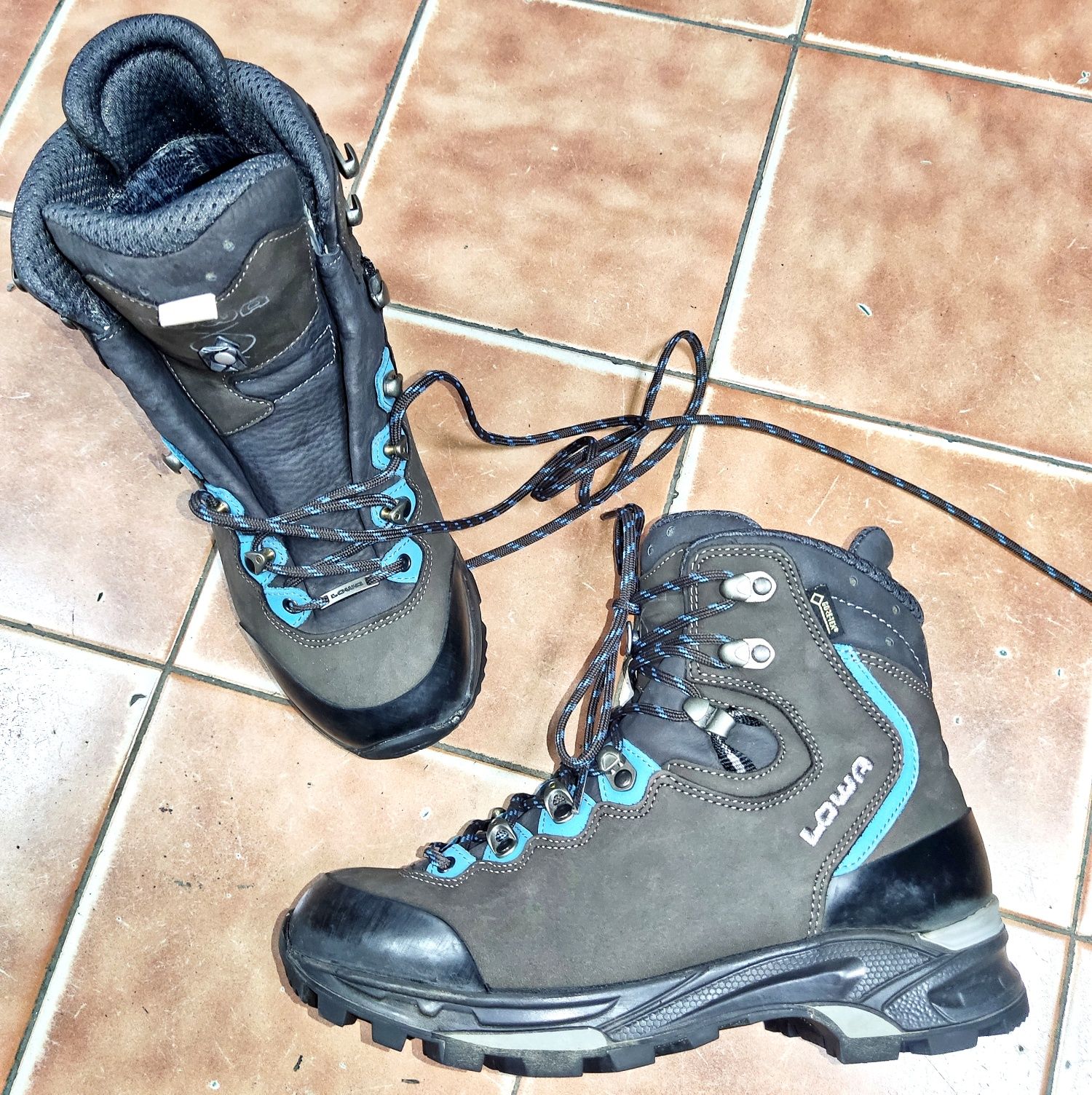 Ботинки Lowa Mauria gore tex,туризм, треккинг 38,5-39р.