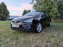 Ford Focus pakiet ST bogate wyposażenie nowe OC i PT