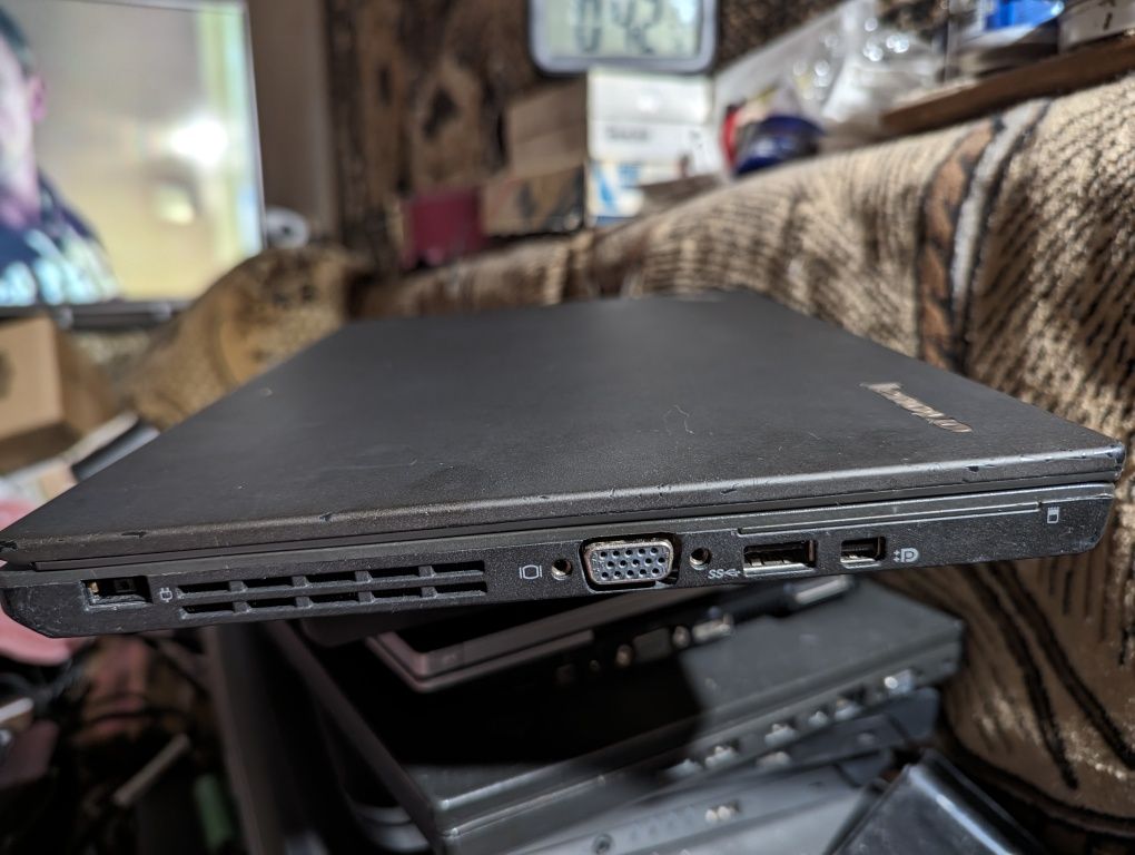 Lenovo ThinkPad X240: i5-4210U, 8gb DDR3, 4G, LTE, USA, original