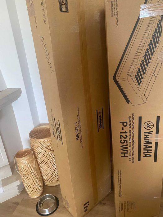 Piano Digital Yamaha P-125 WH + Suporte L-125 WH