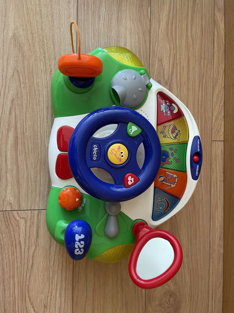 Chicco simulador de carro - brinquedo