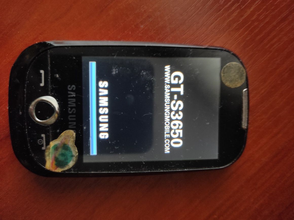 Продам оригінальний телефон Samsung S3650