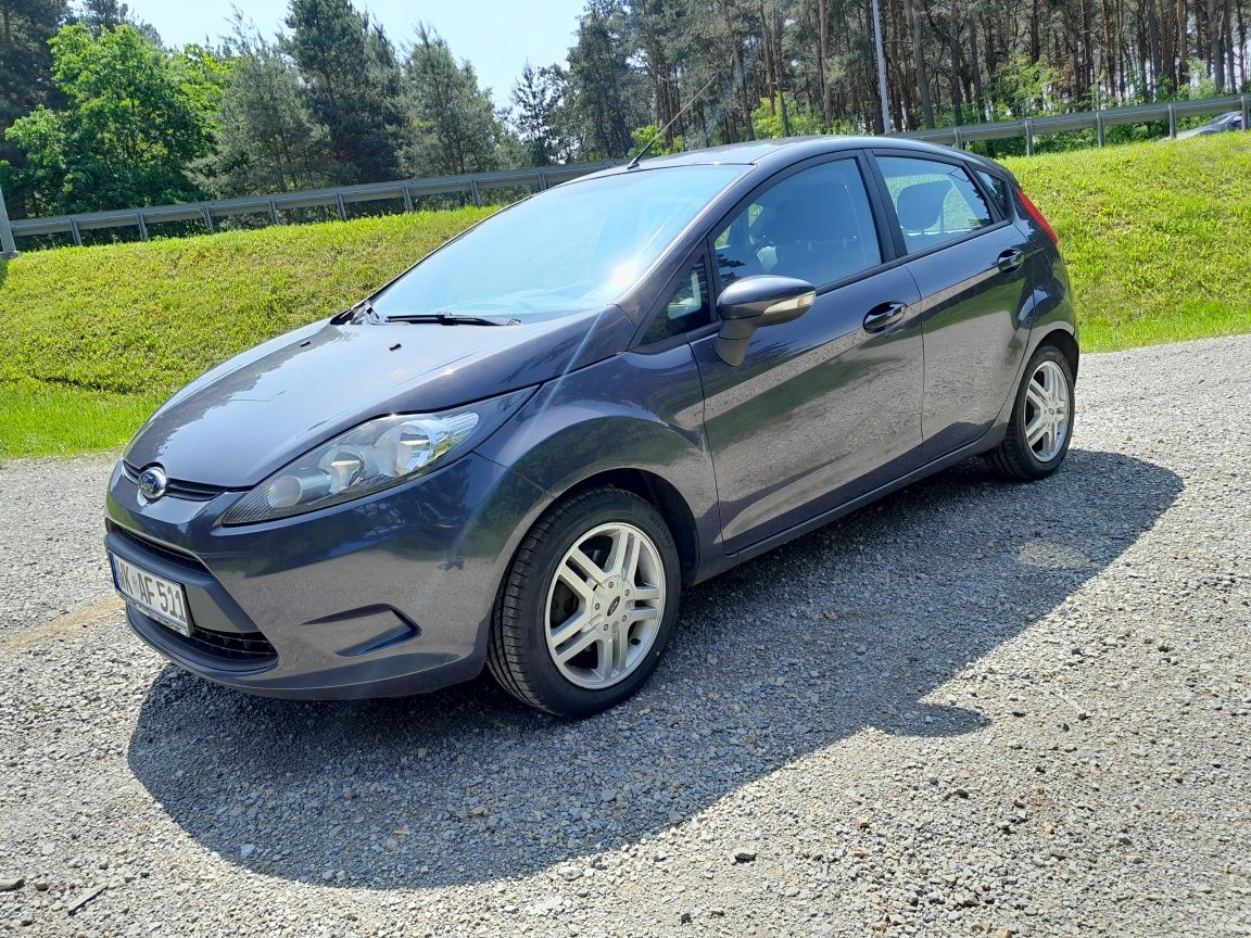 Ford Fiesta 5d 1.6 tdci/hdi 5L/100km Nowe Opony Klima z Niemiec