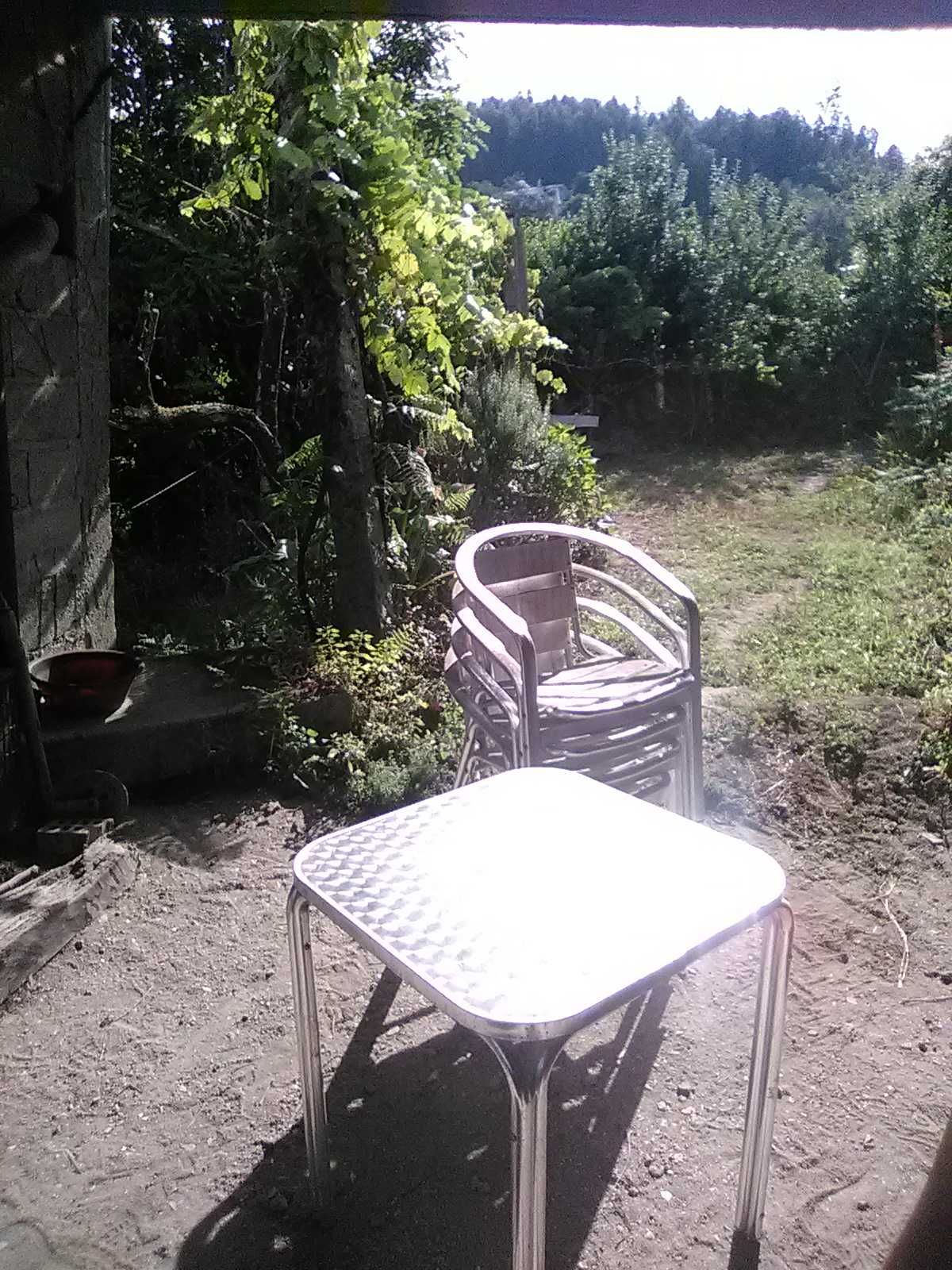 Conjunto mesa e 4 cadeiras esplanada