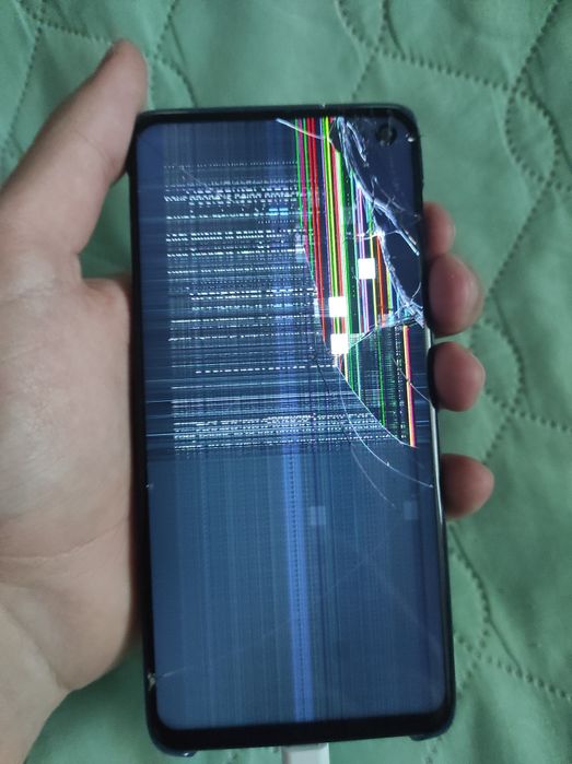 samsung s10 8/128 под ремонт