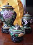 Conjunto de 3 potes com tampa em metal cloisonné