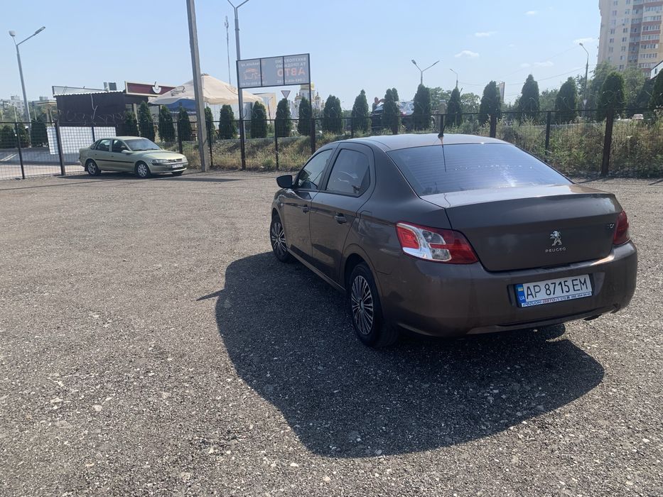 Продам Пежо 301.