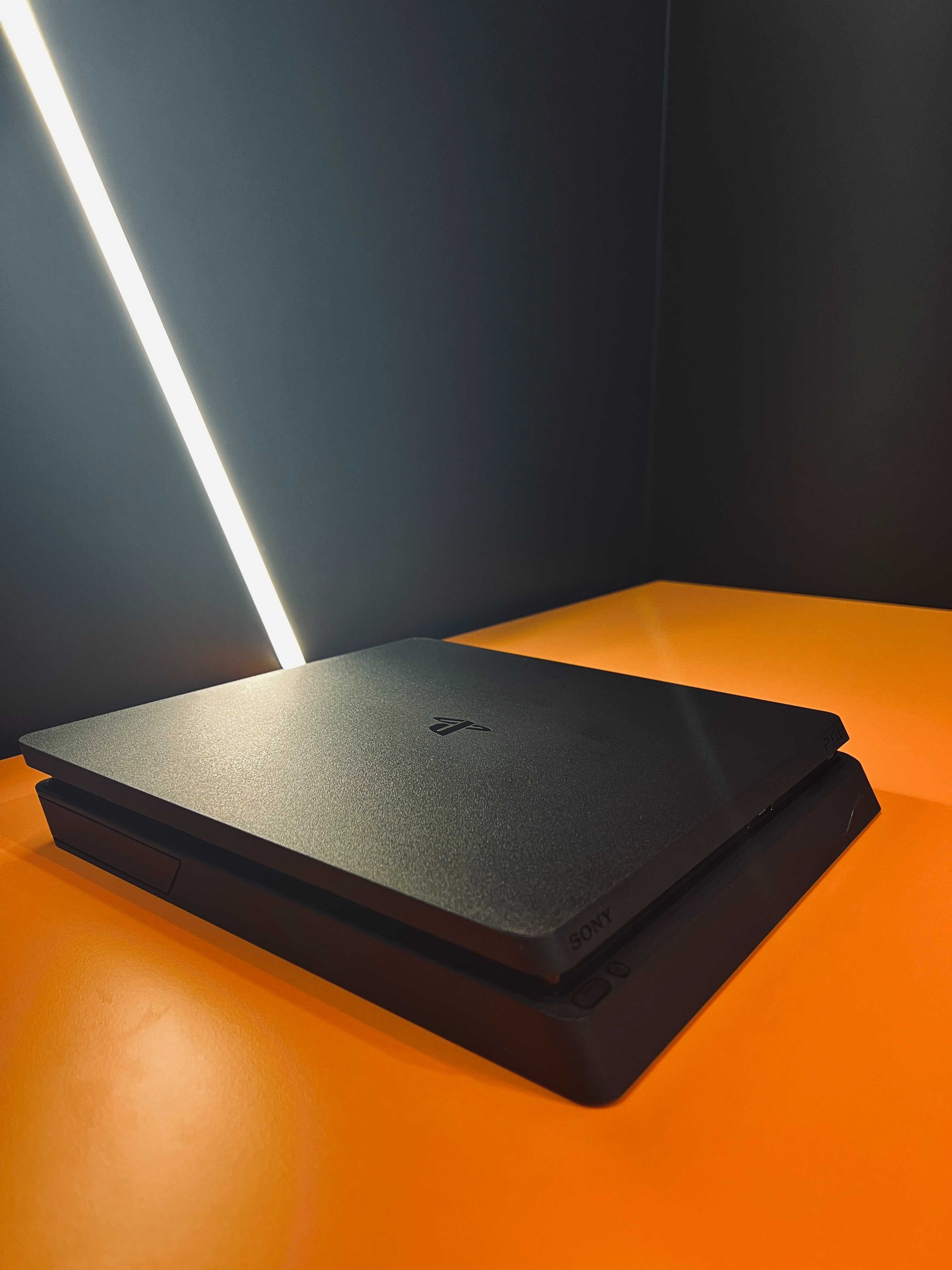 PlayStation 4 Slim 1 TB з гарантією 12 місяців від магазину !