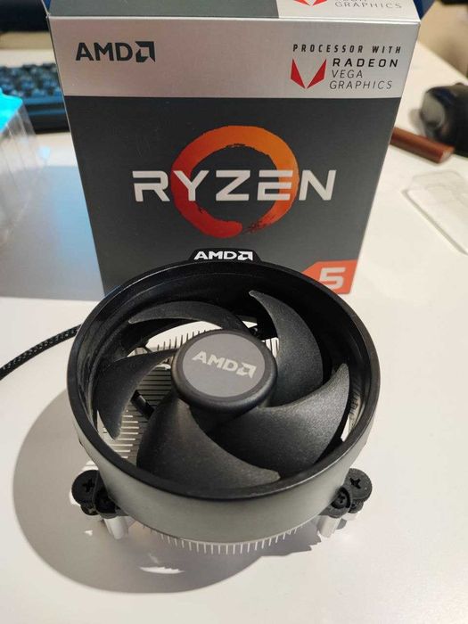 Продам Процесор AMD Ryzen 5 2400g Box