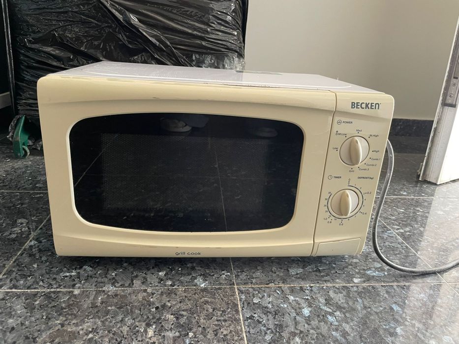 Microondas grill Becken