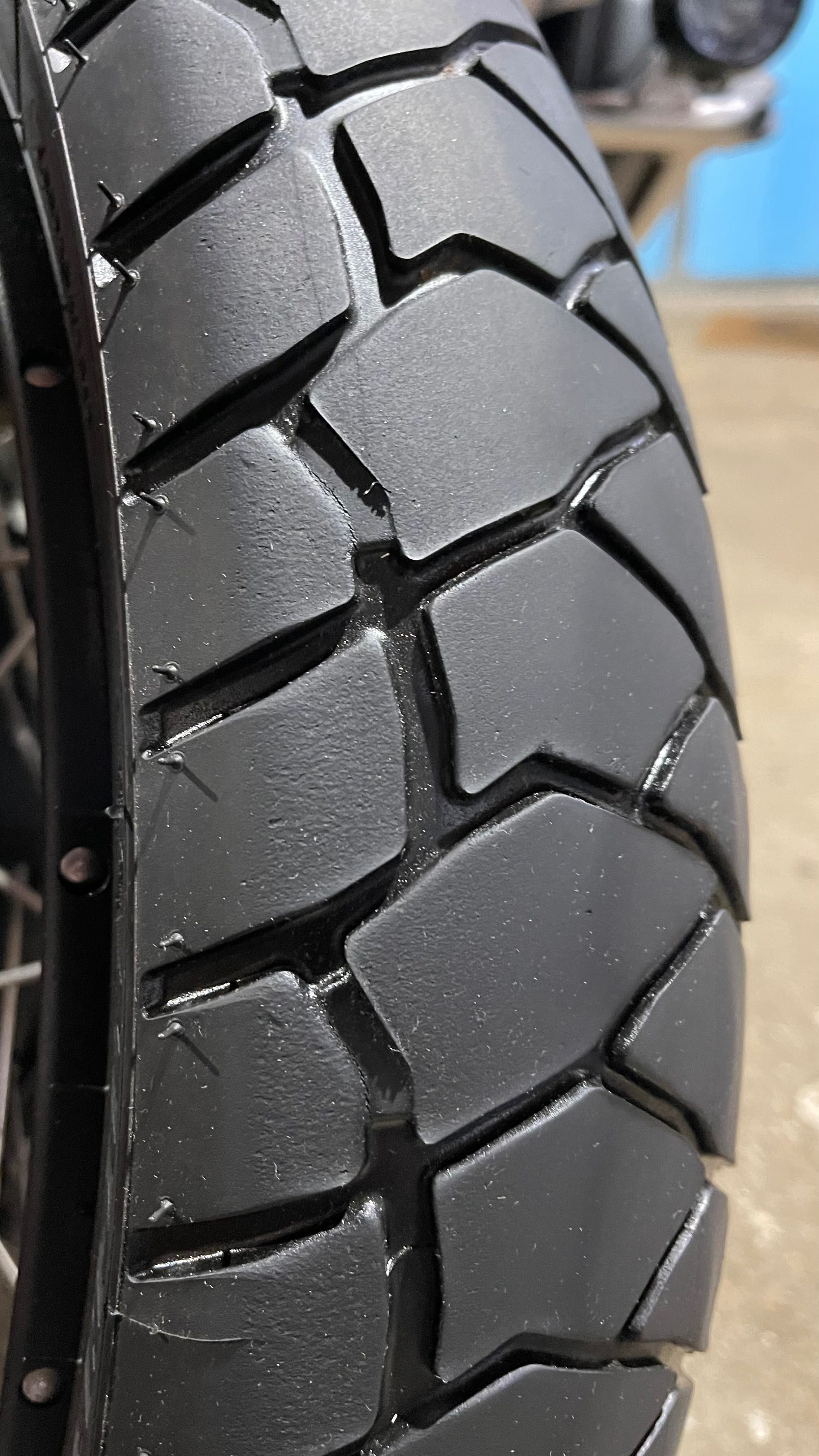 Pneu Michelin BMW GS1250 quase novo