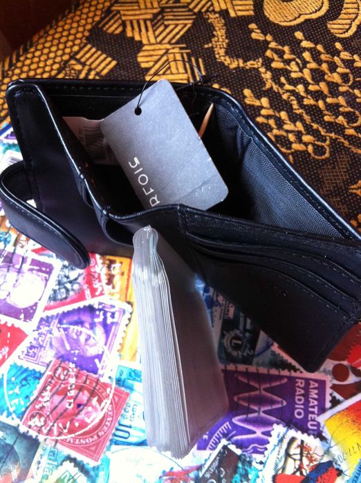 Визитница Parfois. Кожа.