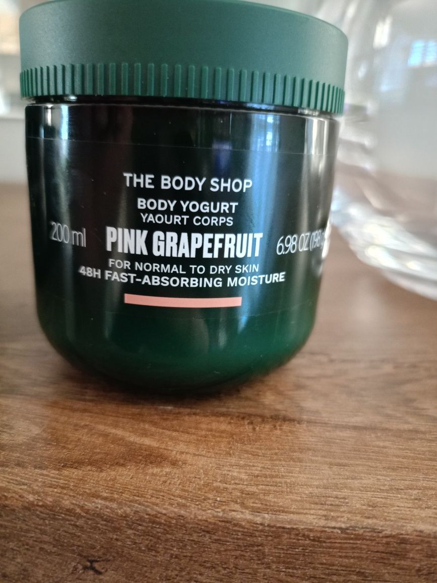 The Body Shop wegański jogurt do ciała 200 ml