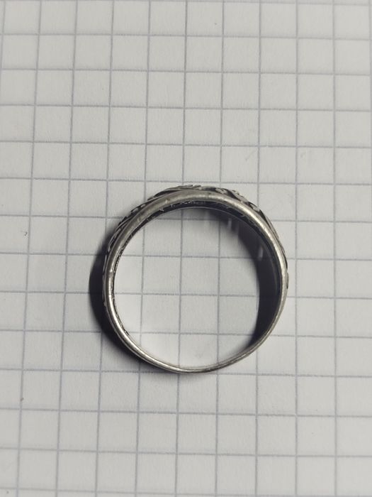 Срібне колечко б/у