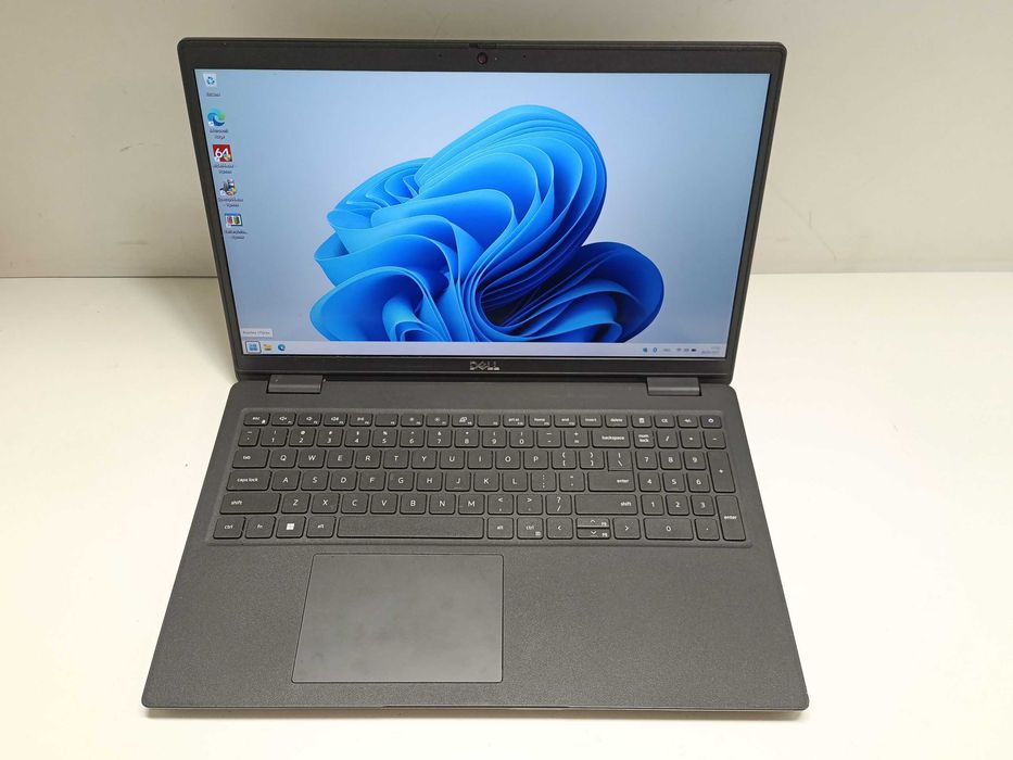Dell Latitude 3520  i5-1135G7 16GB 256GB SSD 15.6" FullHD IPS