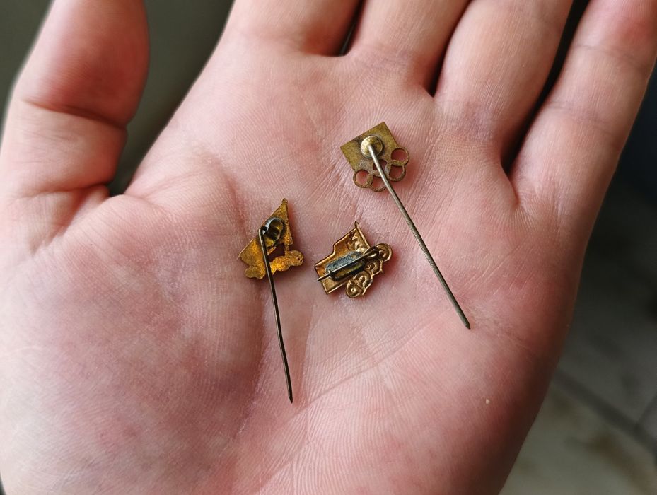 Член сборной СССР. 3 знака. Разные