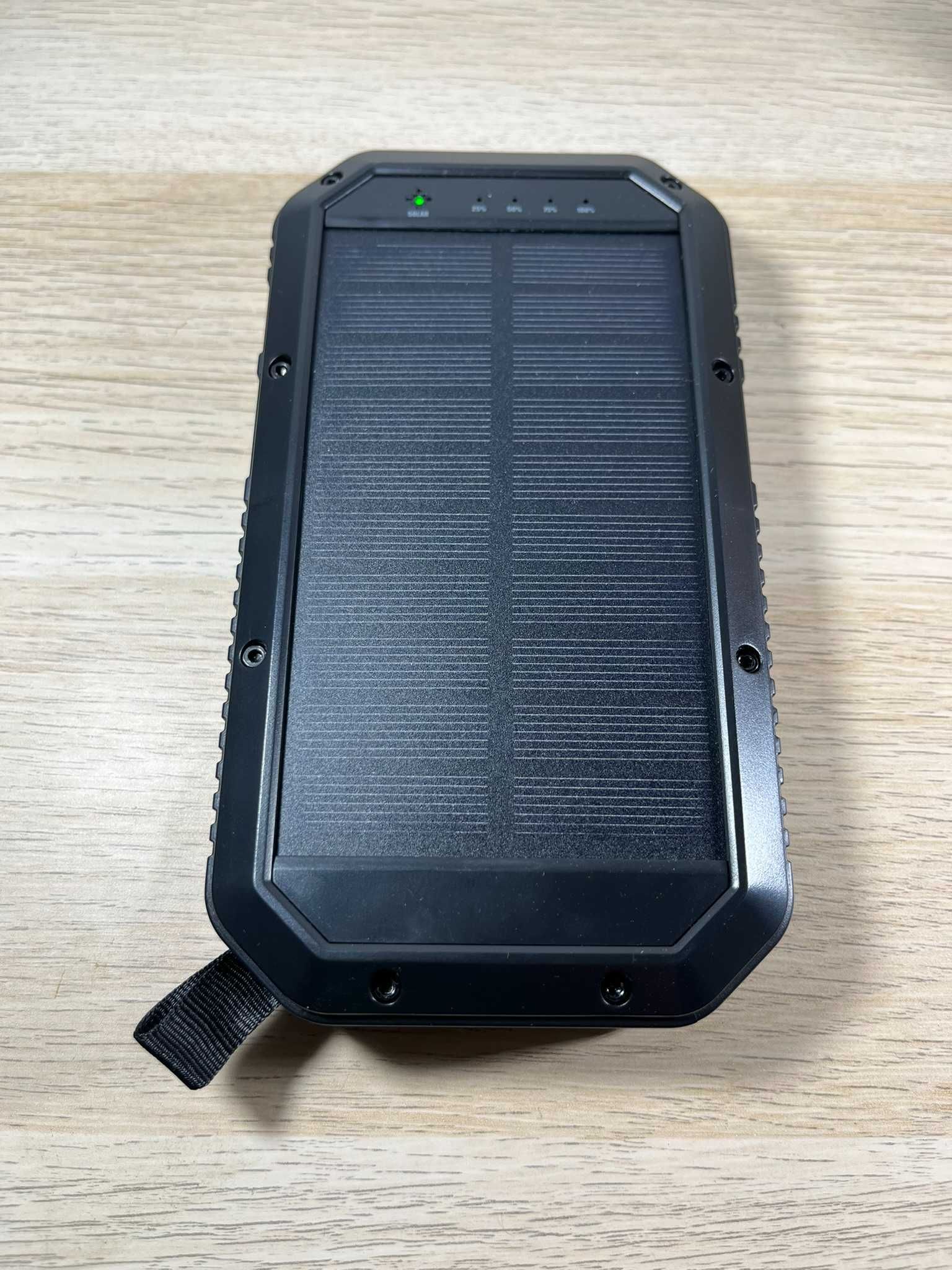 Powerbank c/ painel solar, carregamento sem fios e lanterna