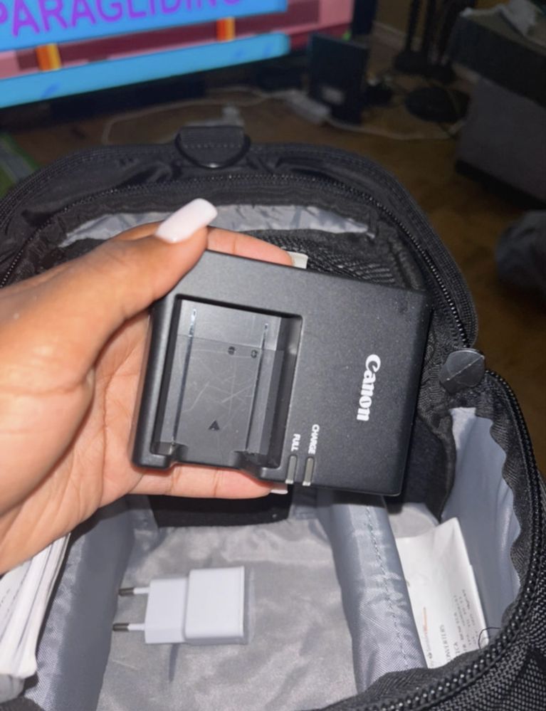 EOS 1200D com bolsa