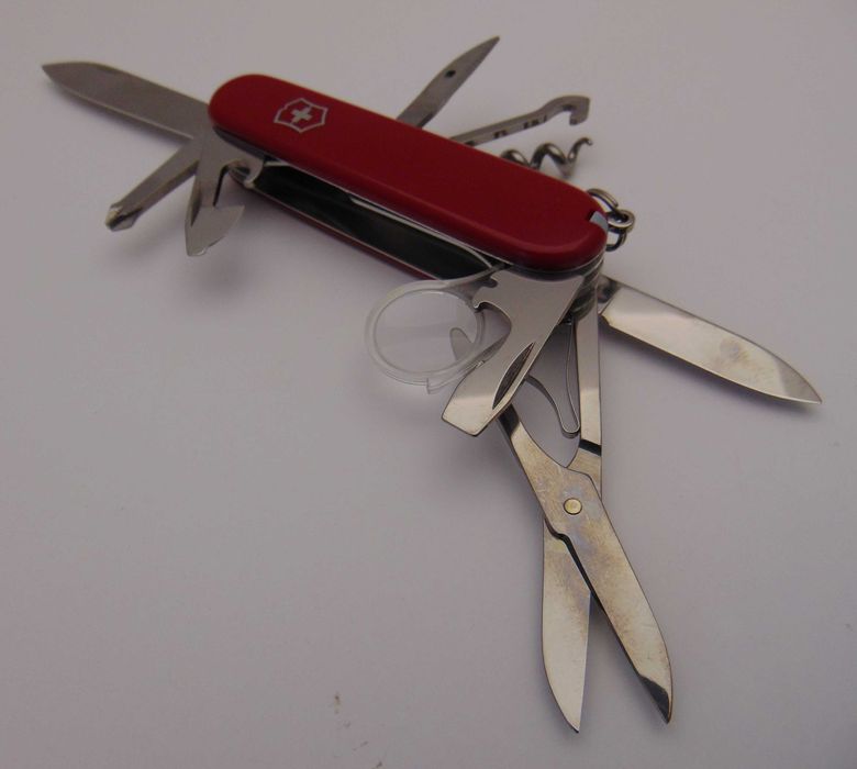 Scyzoryk VICTORINOX Explorer # lupa # nożyczki # otwieracz # SZWAJCAR