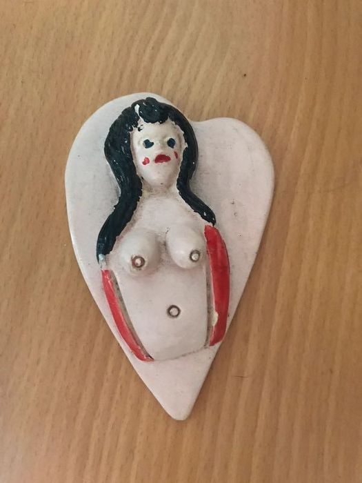 Peças decorativas e abajures antigos desde...