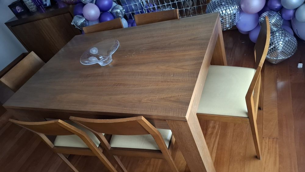 Mesa e Cadeiras Nogueira Paularte