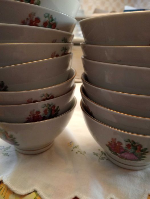 Vendo 6 malgas grandes, 10 pequenas porcelaine de china